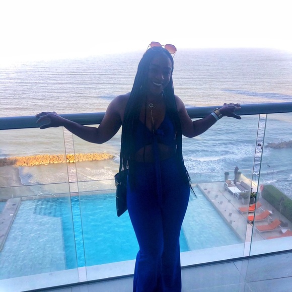 Royal blue jumper with cut out mid section - Picture 4 of 6